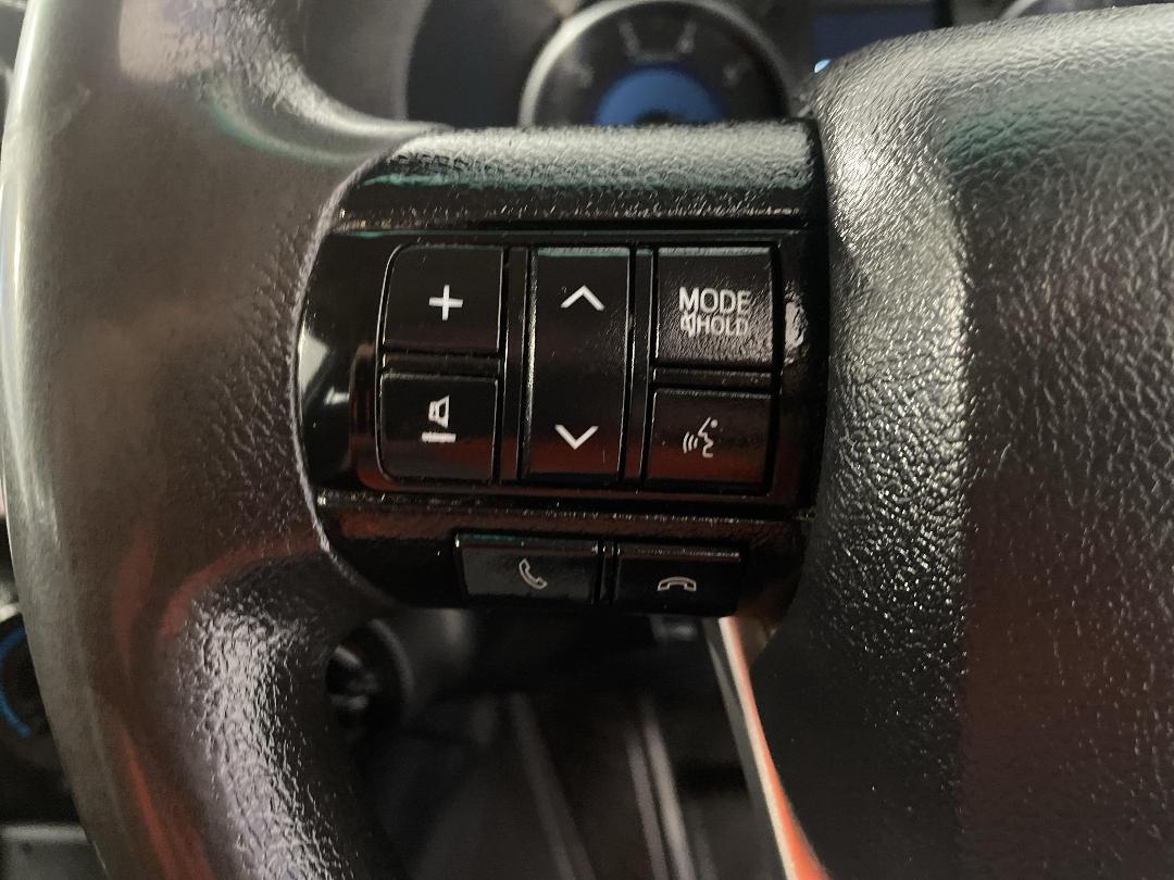 Photo '27' of Toyota Hilux