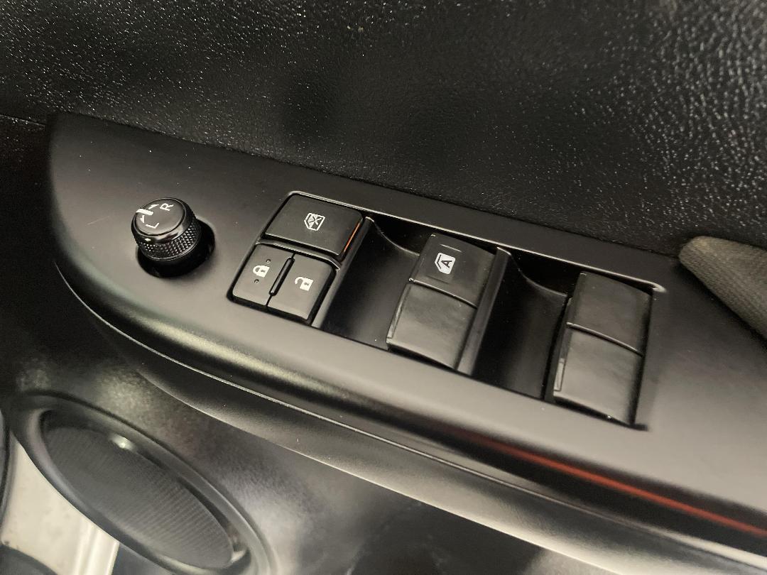 Photo '24' of Toyota Hilux