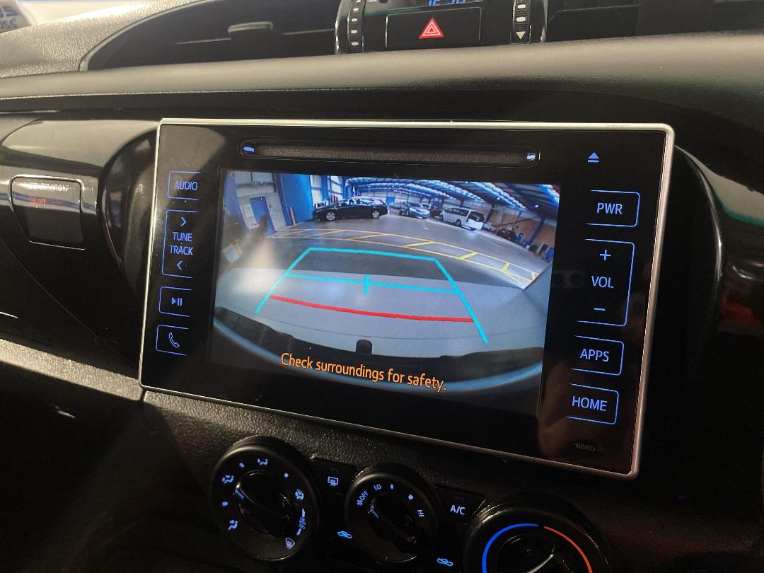 Photo '30' of Toyota Hilux