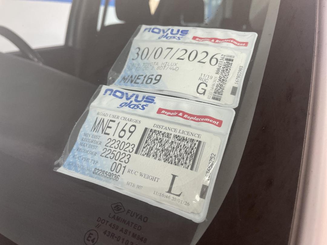 Photo '35' of Toyota Hilux