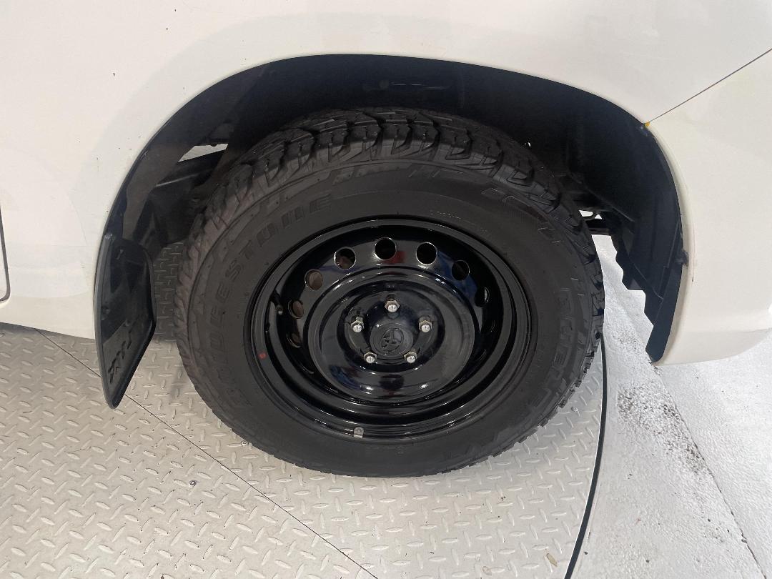 Photo '9' of Toyota Hilux