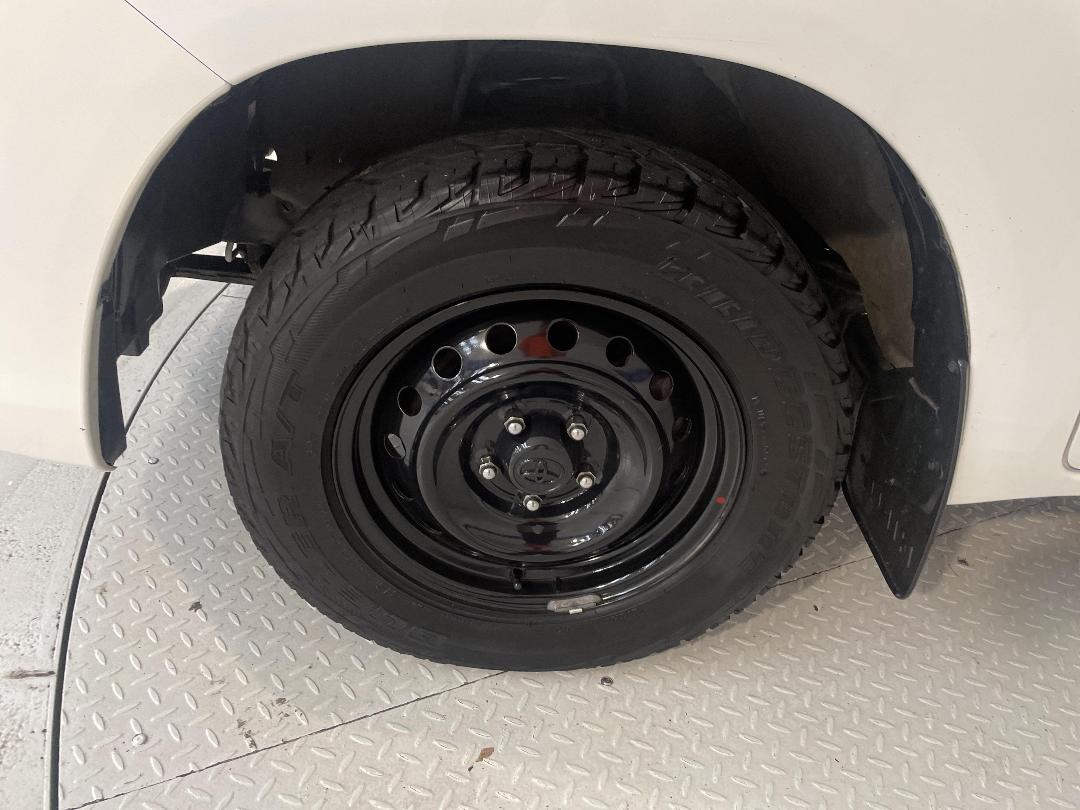 Photo '10' of Toyota Hilux