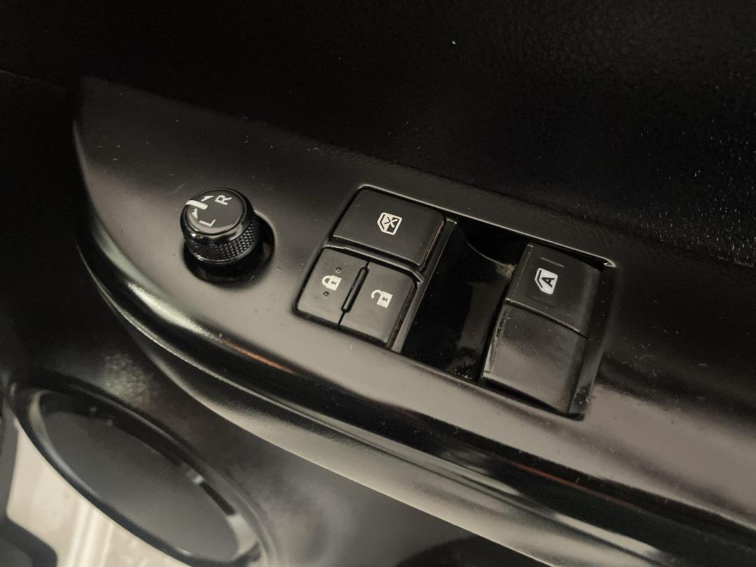 Photo '23' of Toyota Hilux