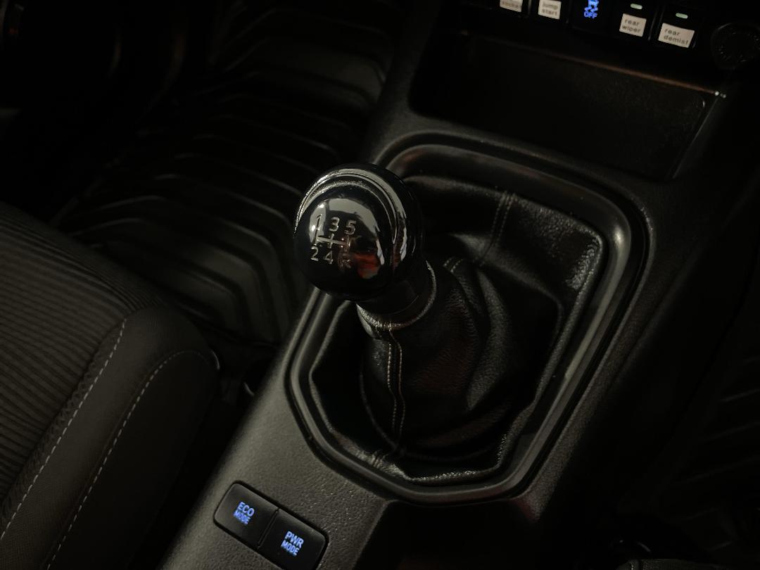 Photo '30' of Toyota Hilux