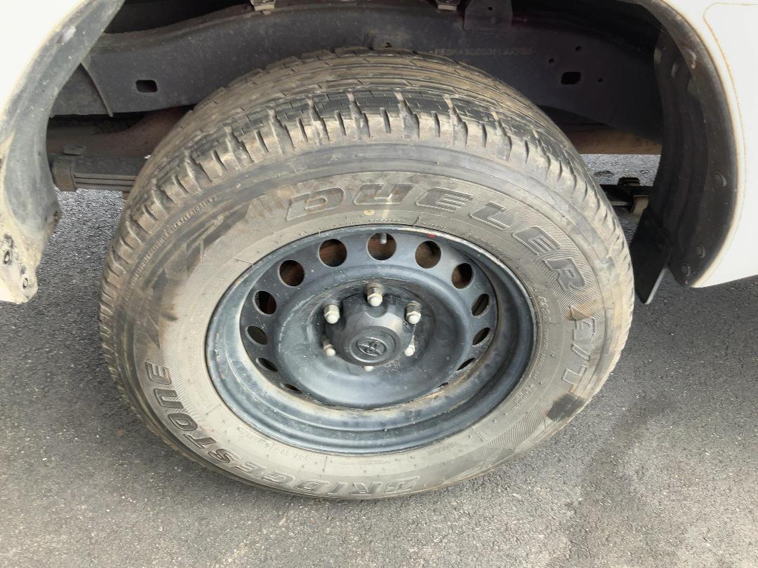 Photo '10' of Toyota Hilux SR TD EC Photo '10' of Toyota Hilux SR TD EC