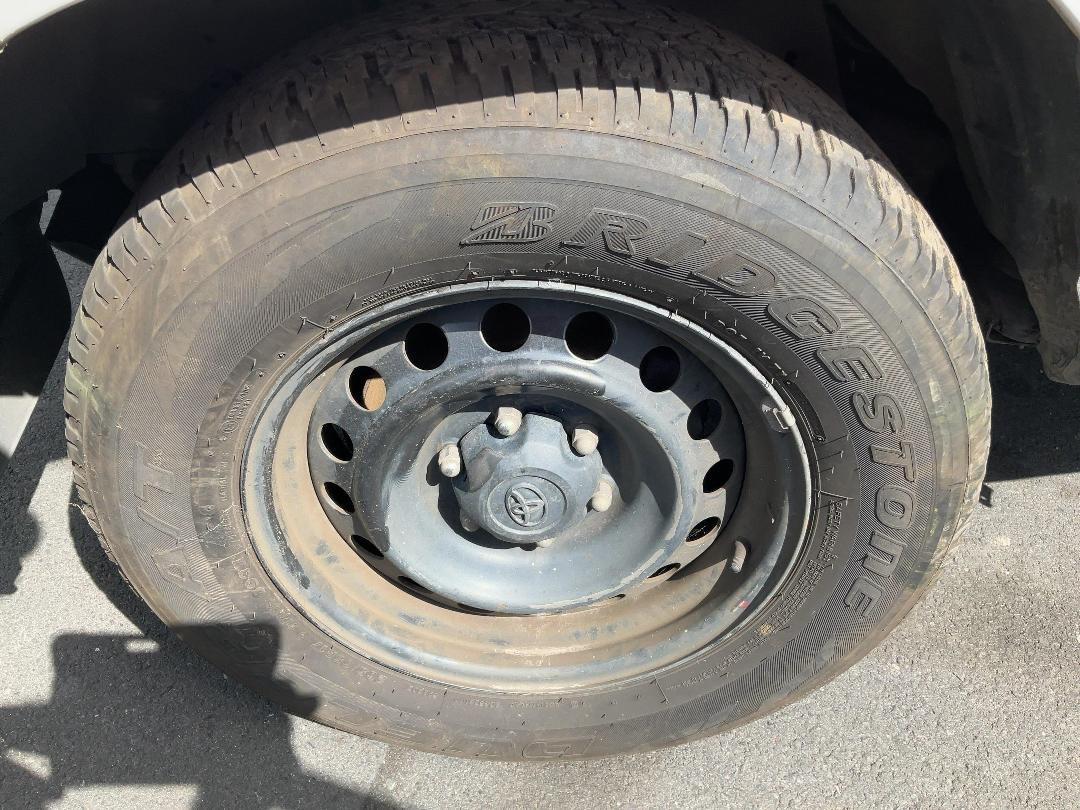 Photo '12' of Toyota Hilux SR TD EC Photo '12' of Toyota Hilux SR TD EC