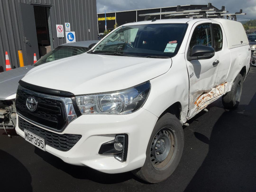 Photo '2' of Toyota Hilux SR TD EC Photo '2' of Toyota Hilux SR TD EC