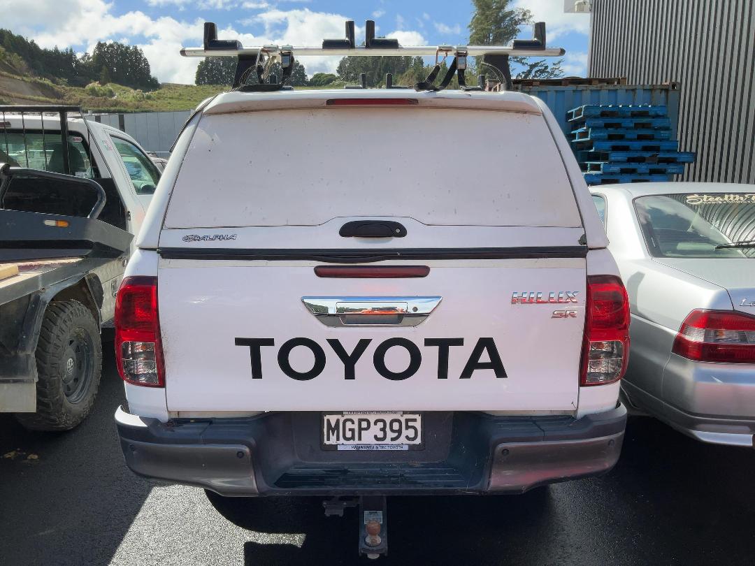 Photo '5' of Toyota Hilux SR TD EC Photo '5' of Toyota Hilux SR TD EC