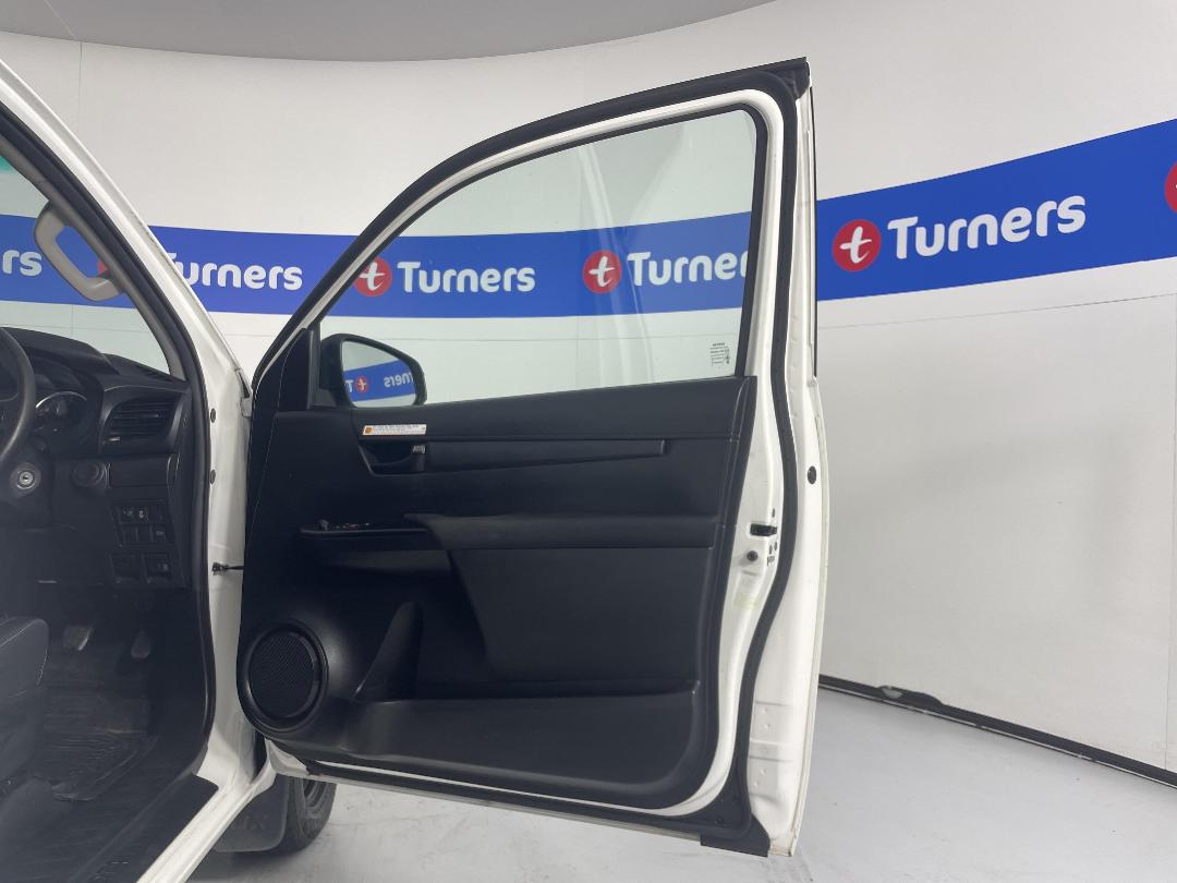 Photo '15' of Toyota Hilux