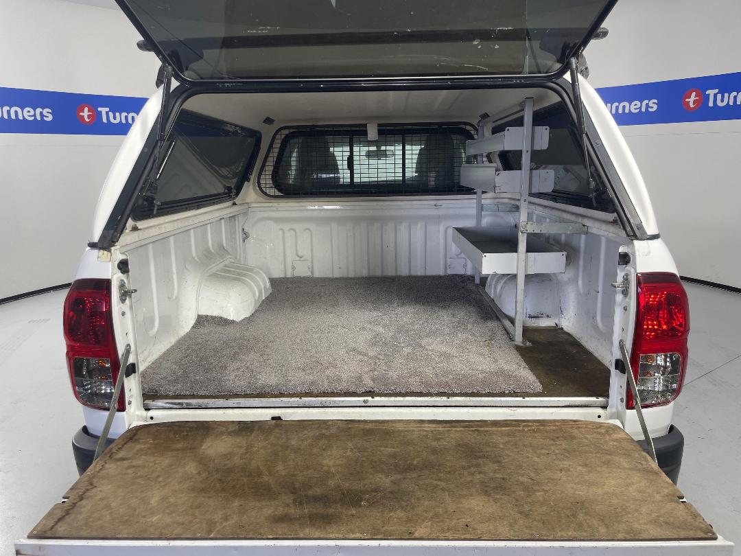 Photo '14' of Toyota Hilux