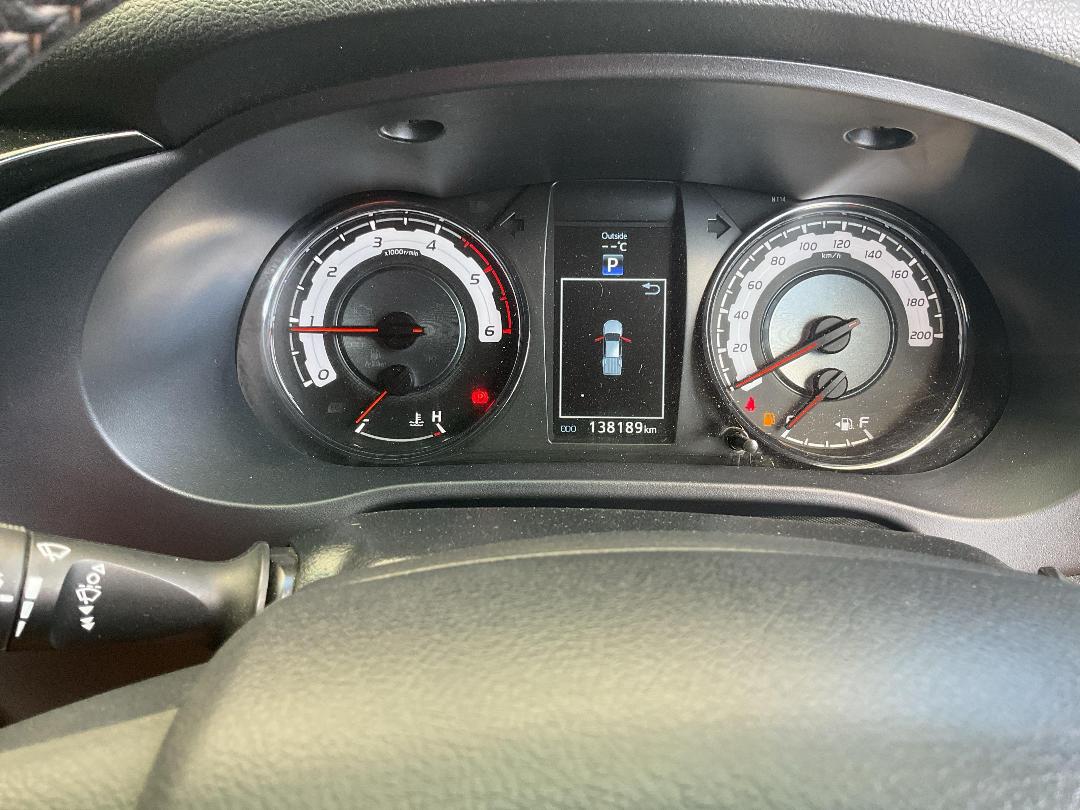 Photo '17' of Toyota Hilux SR5 Cruiser TD DC