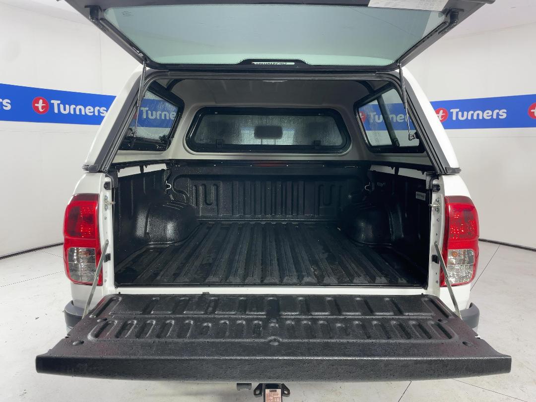 Photo '14' of Toyota Hilux