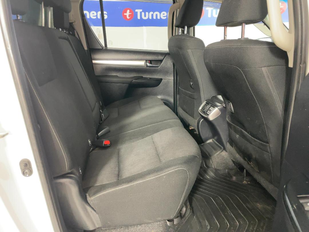 Photo '20' of Toyota Hilux