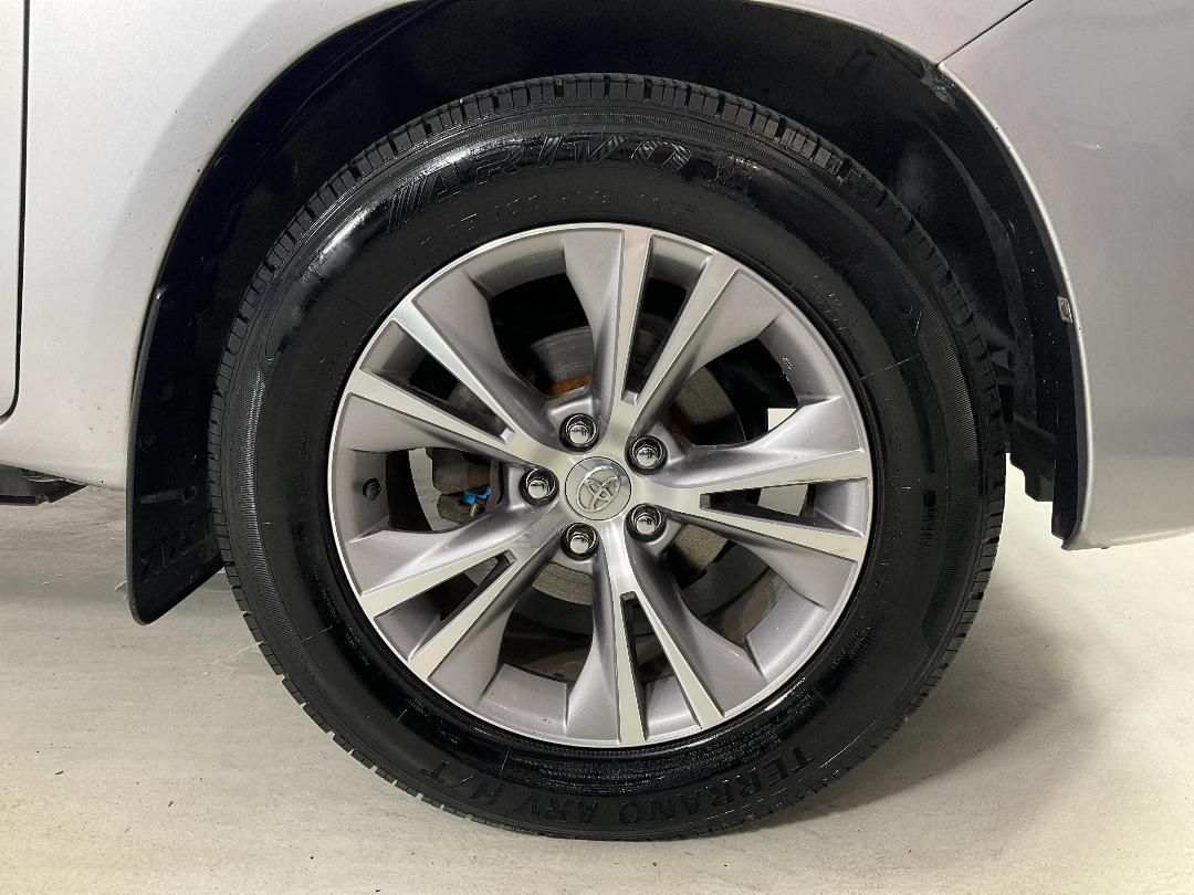 Photo '9' of Toyota Hilux