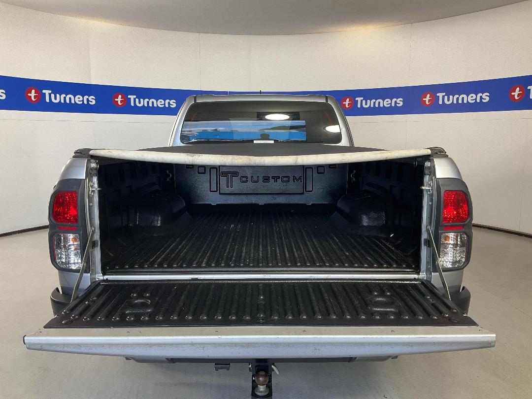 Photo '14' of Toyota Hilux