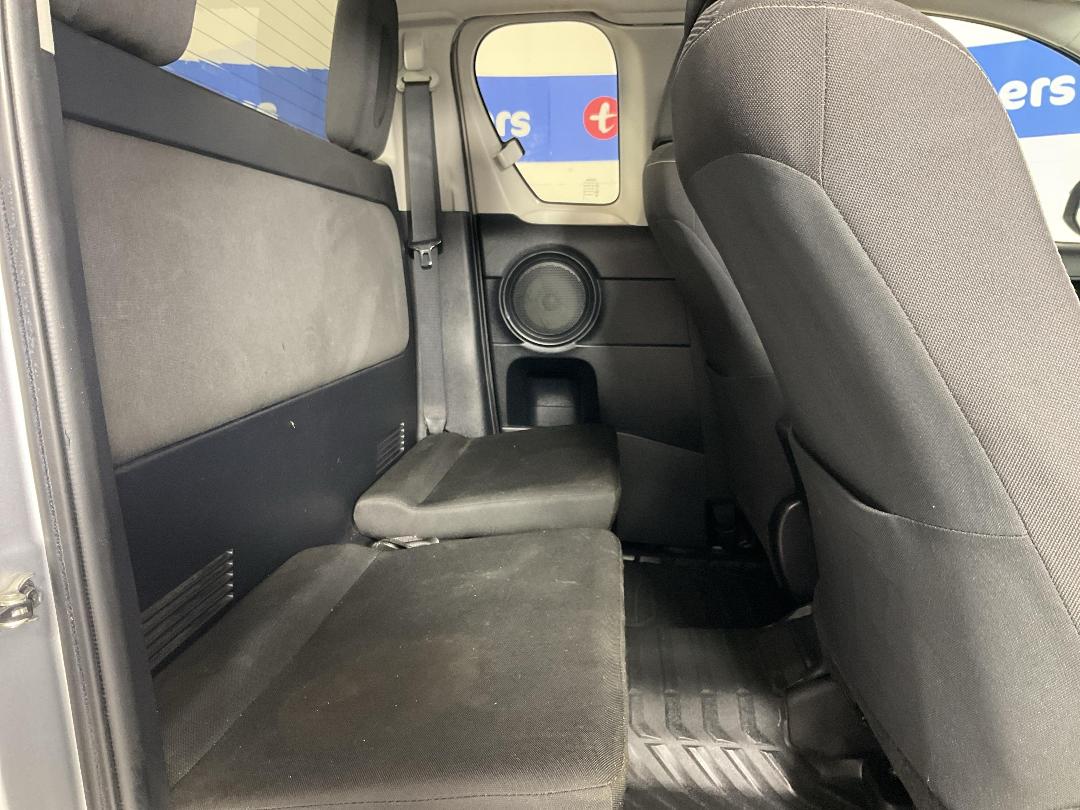 Photo '20' of Toyota Hilux