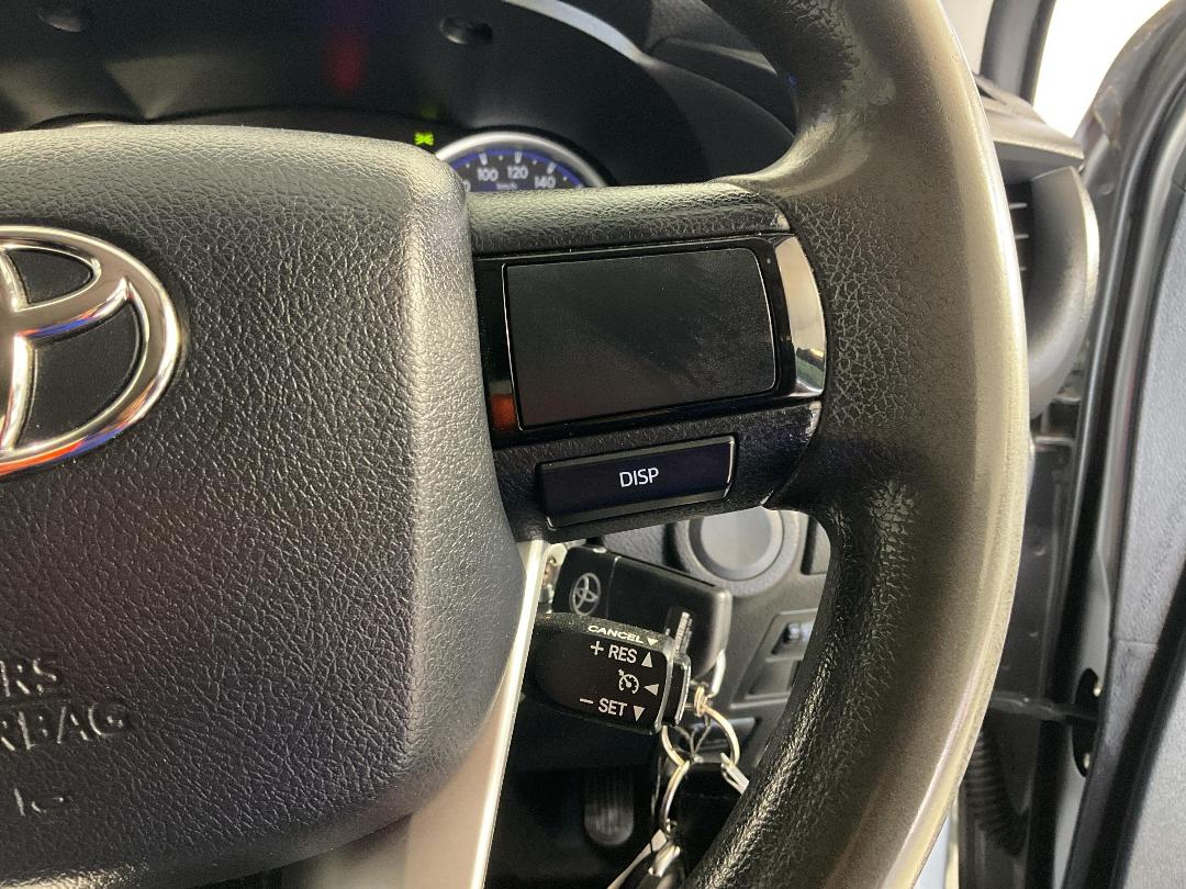 Photo '27' of Toyota Hilux