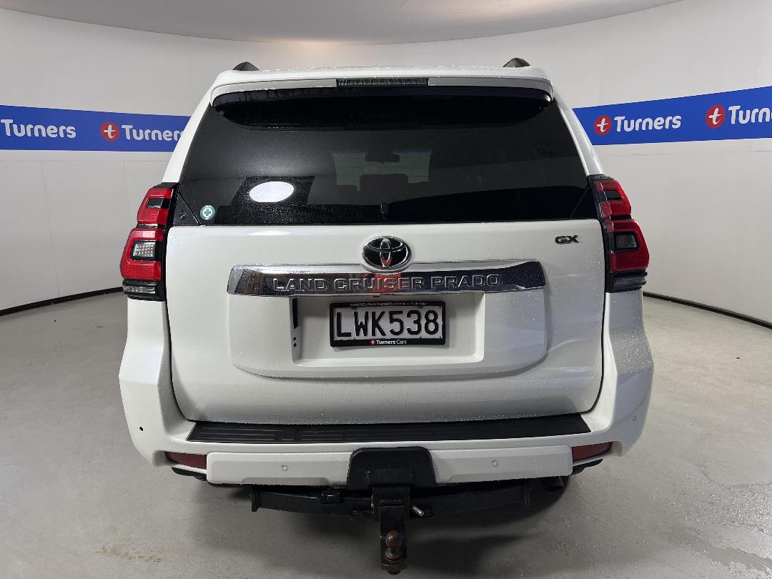 Photo '6' of Toyota Landcruiser Prado