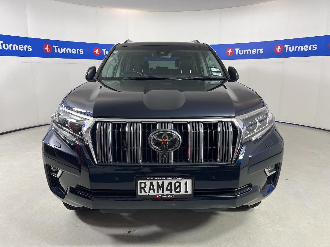 Photo '2' of Toyota Landcruiser Prado