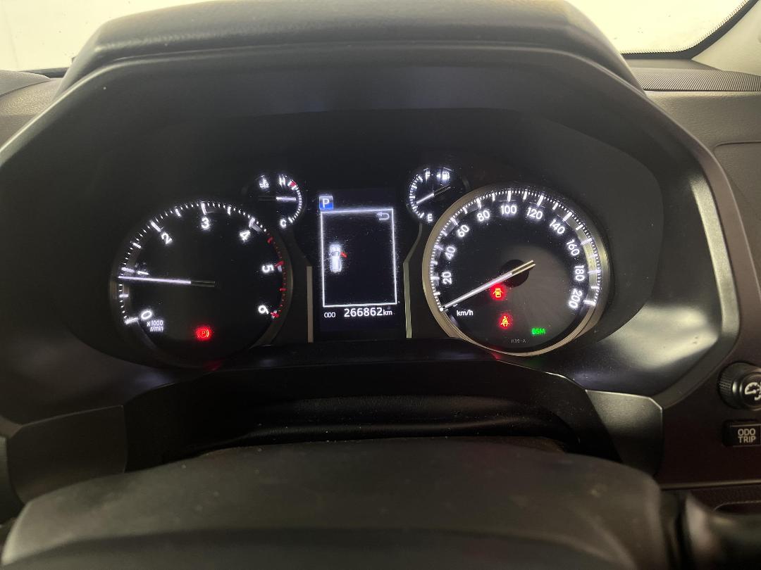 Photo '21' of Toyota Landcruiser Prado Photo '21' of Toyota Landcruiser Prado