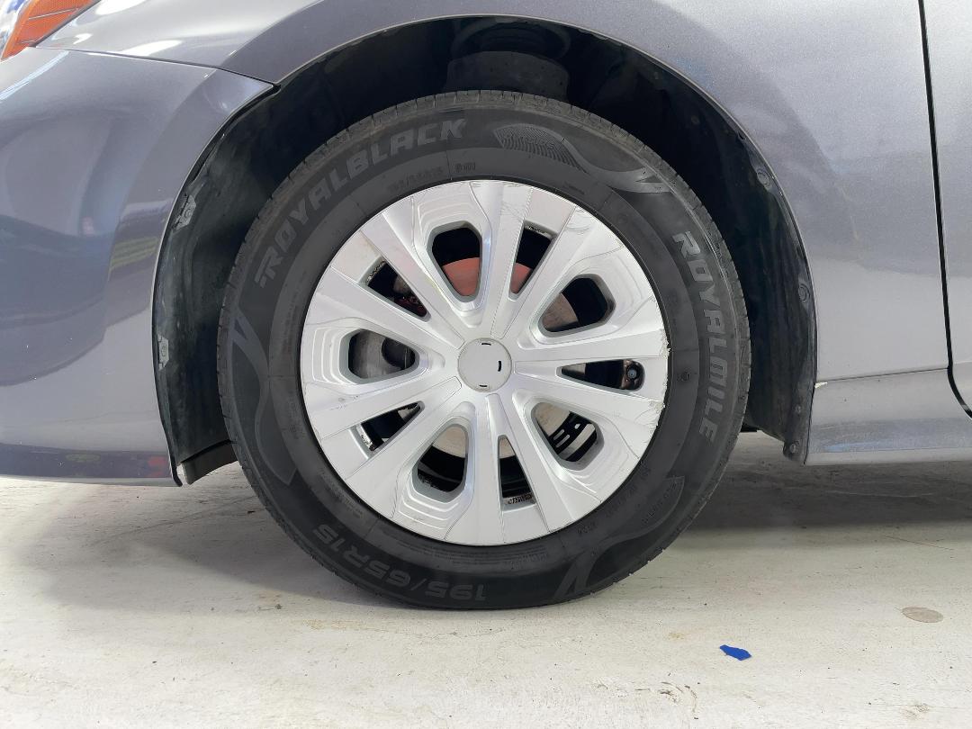 Photo '10' of Toyota Prius