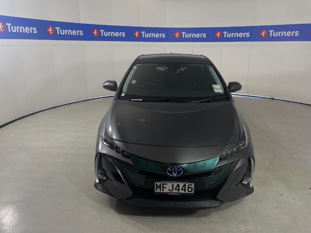 Photo '2' of Toyota Prius Photo '2' of Toyota Prius