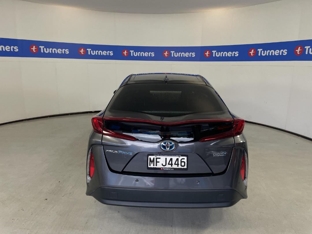 Photo '6' of Toyota Prius Photo '6' of Toyota Prius