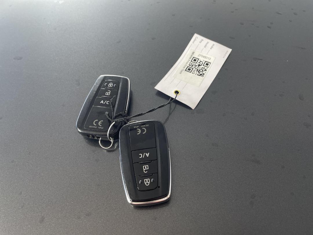 Photo '22' of Toyota Prius Photo '22' of Toyota Prius