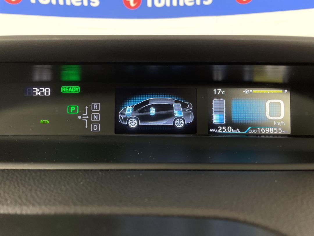 Photo '21' of Toyota Prius