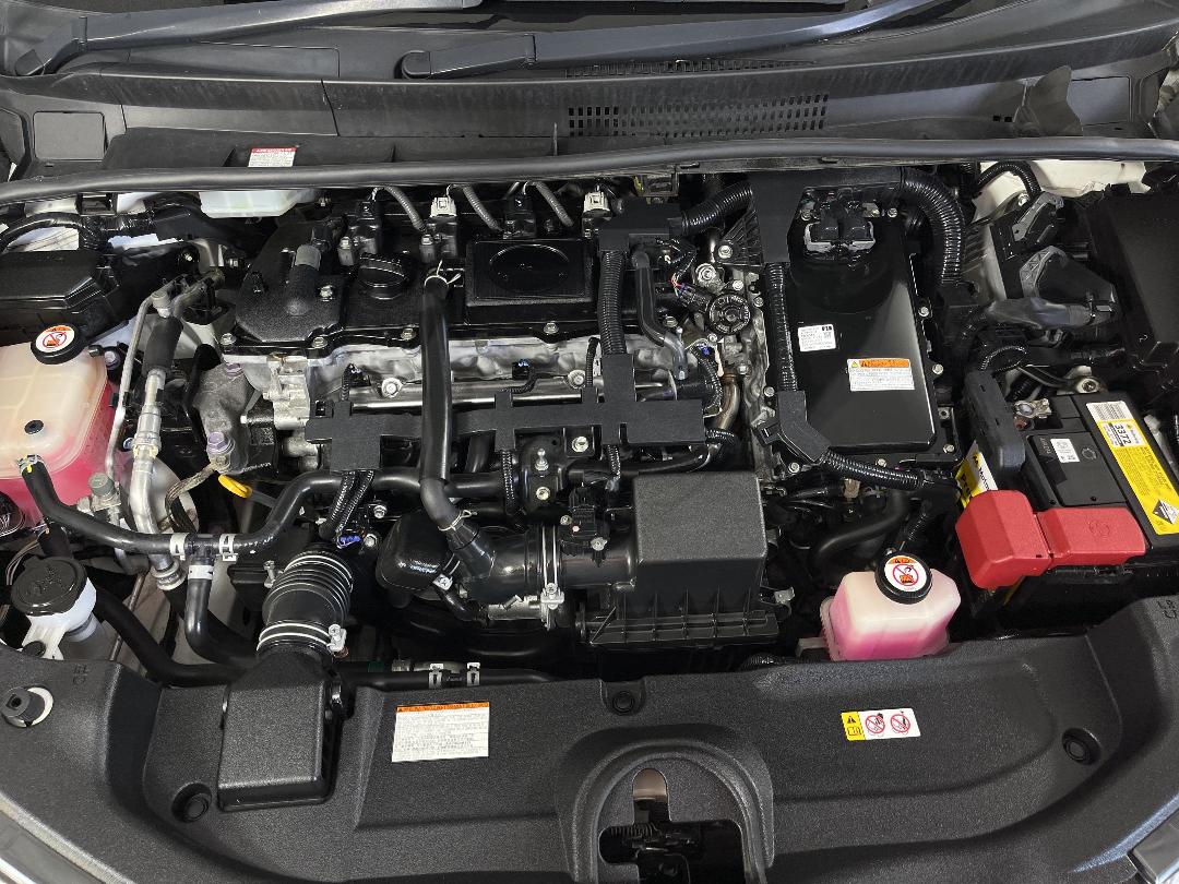 Photo '13' of Toyota Prius