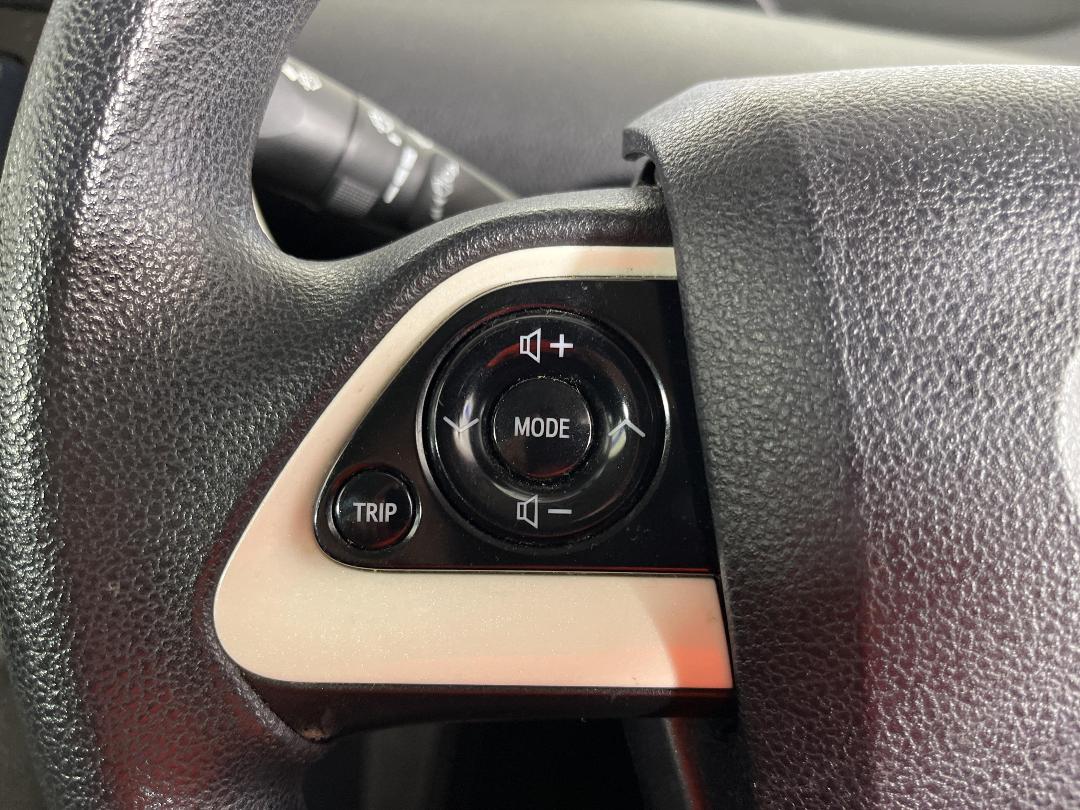 Photo '25' of Toyota Prius