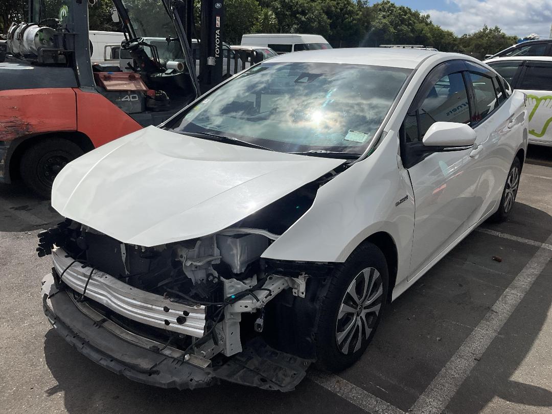 Photo '2' of Toyota Prius Hybrid