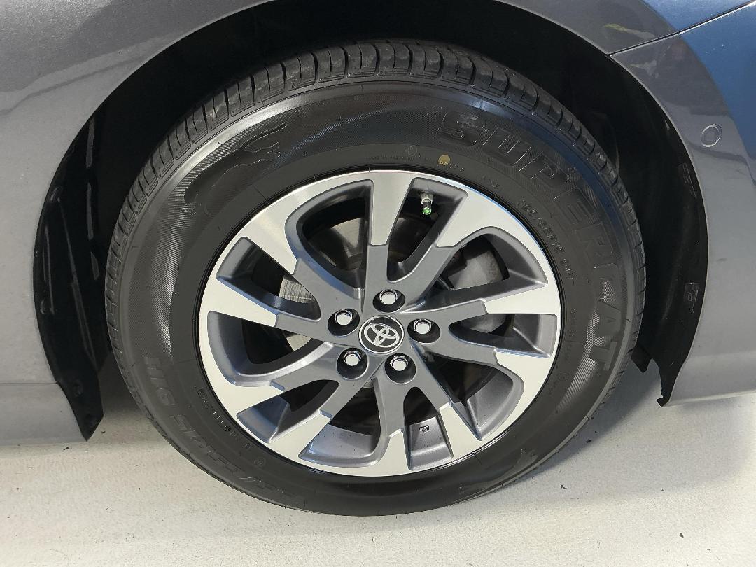 Photo '9' of Toyota Prius