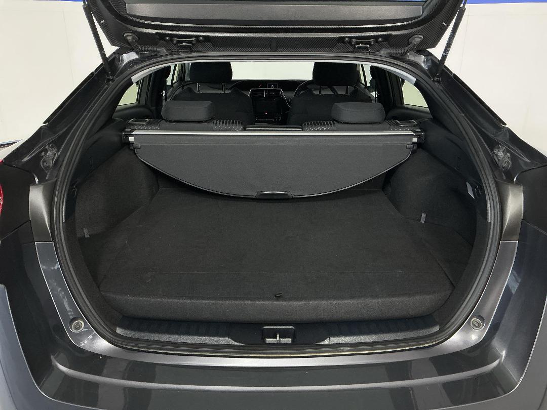 Photo '14' of Toyota Prius