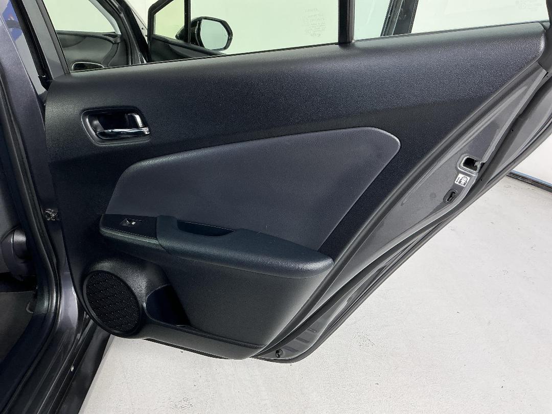 Photo '19' of Toyota Prius