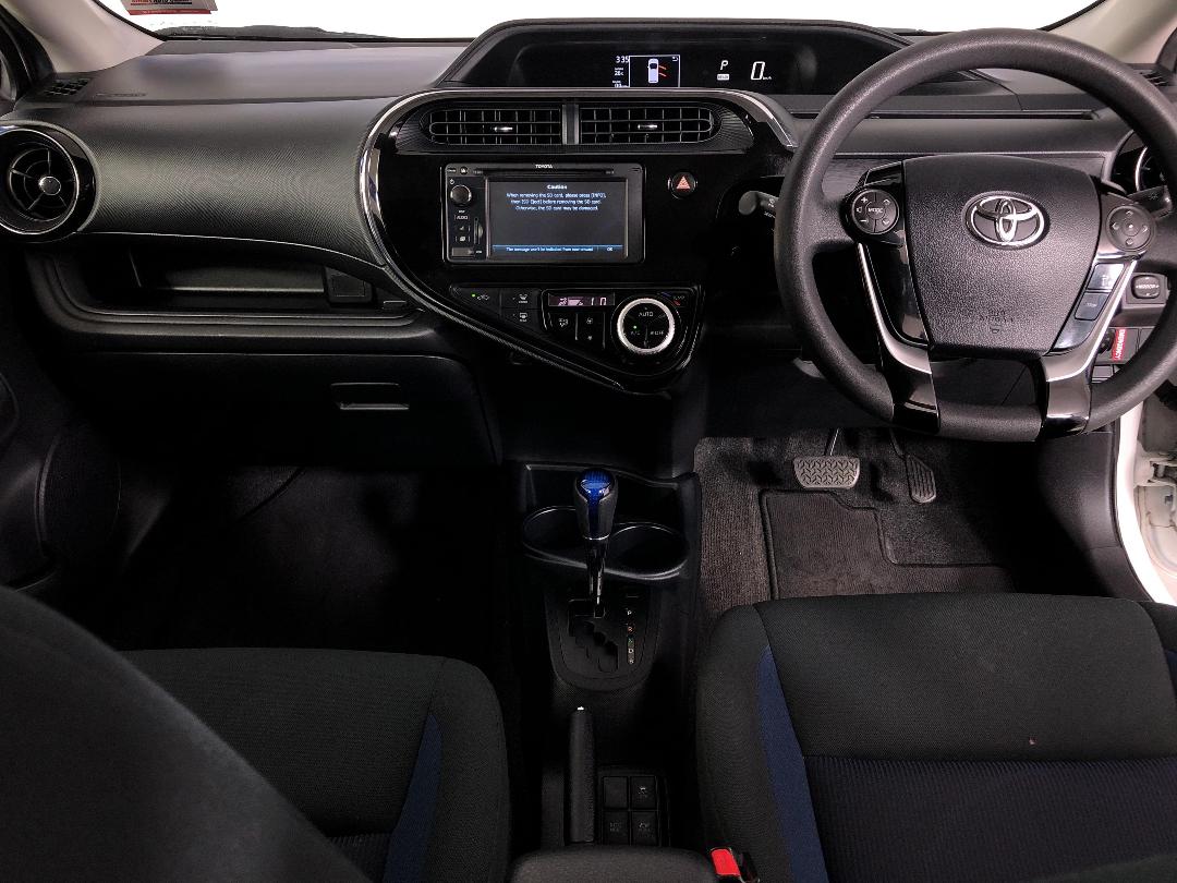 Photo '17' of Toyota Prius C Photo '17' of Toyota Prius C