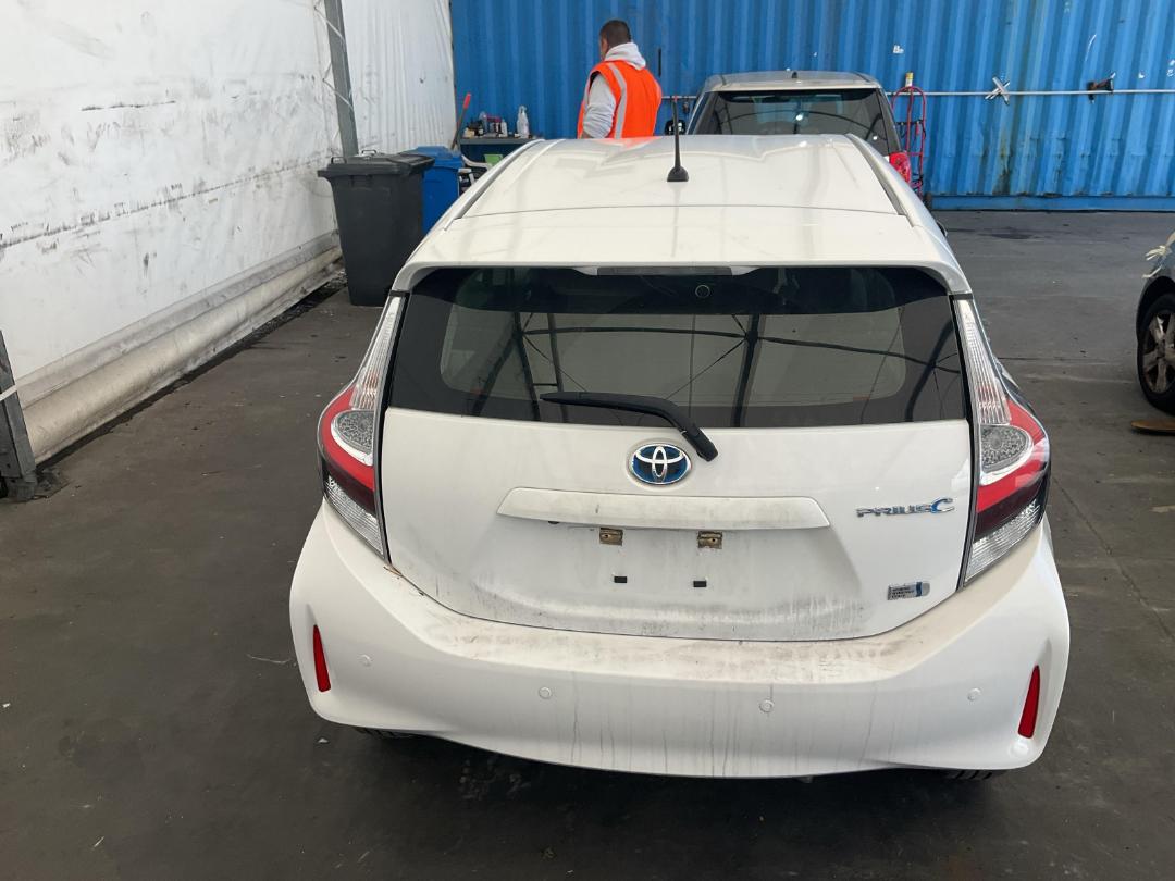 Photo '8' of Toyota Prius C GX
