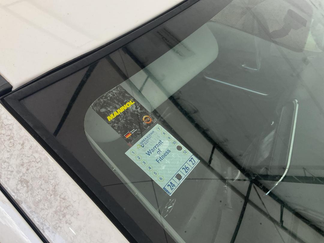 Photo '19' of Toyota Prius C GX