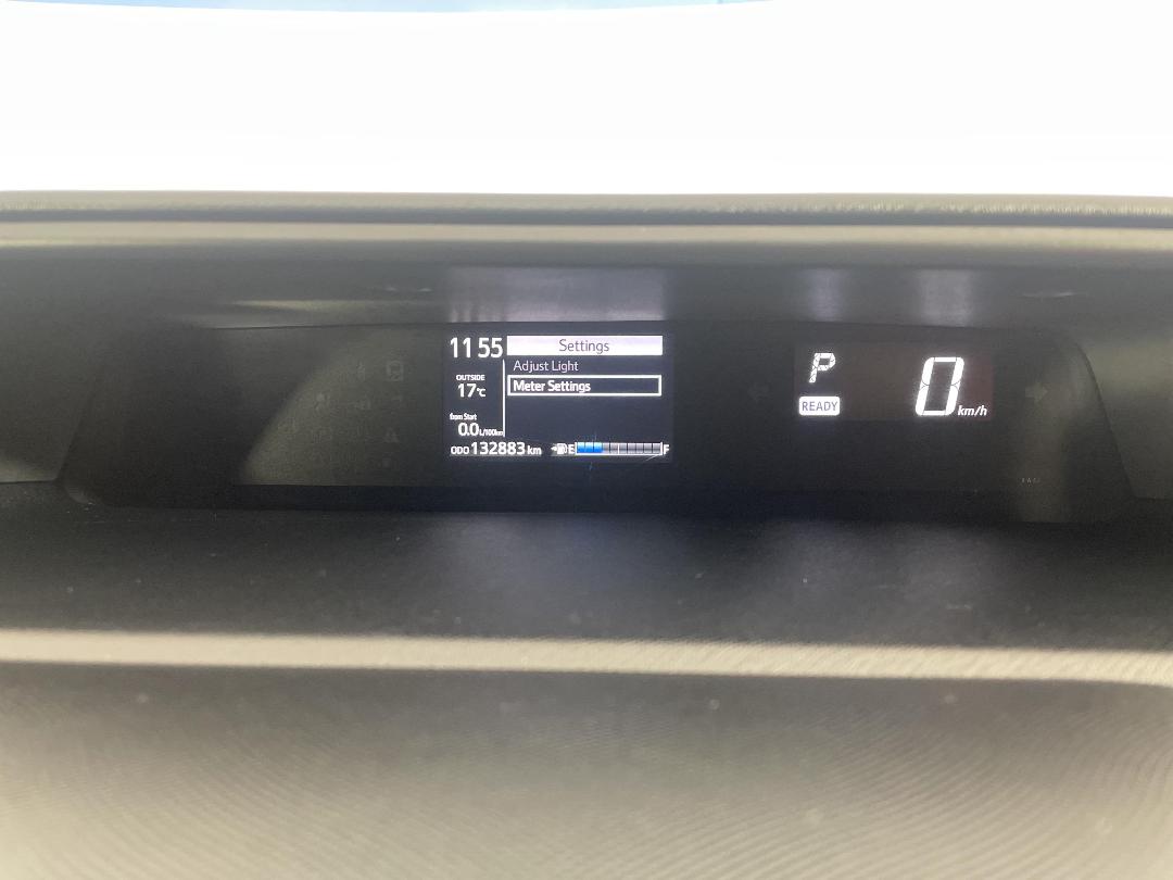 Photo '21' of Toyota Prius C