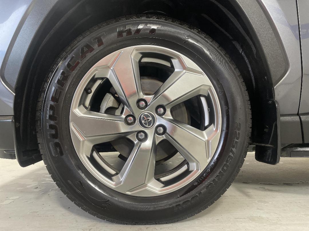 Photo '10' of Toyota Rav4