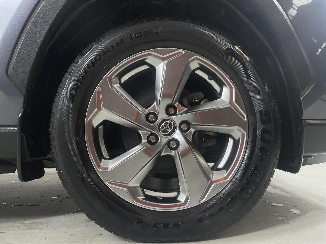 Photo '9' of Toyota Rav4