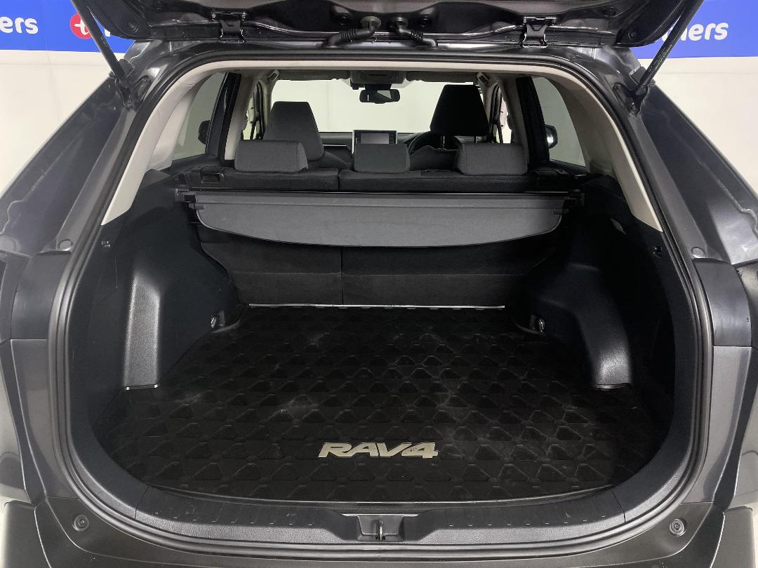 Photo '14' of Toyota Rav4