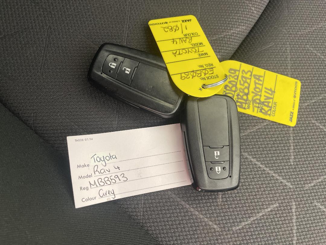 Photo '22' of Toyota Rav4