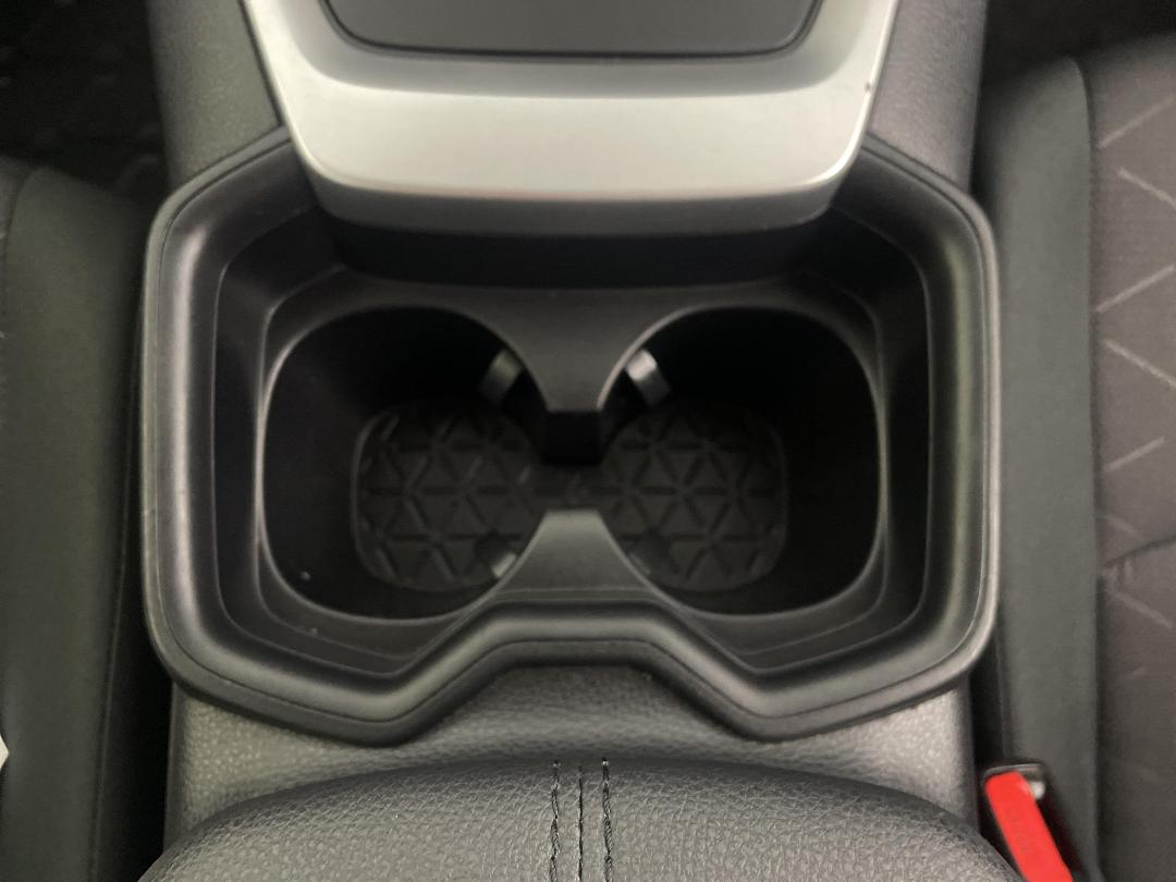 Photo '23' of Toyota Rav4