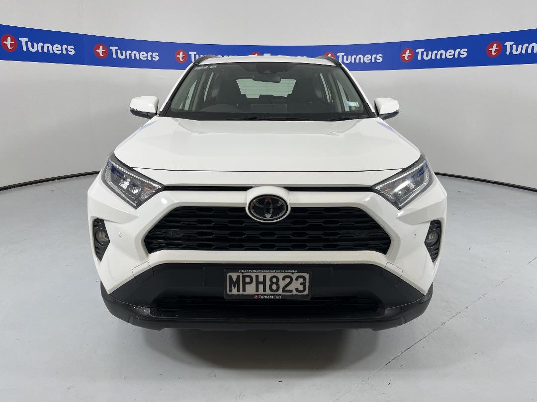 Photo '2' of Toyota Rav4