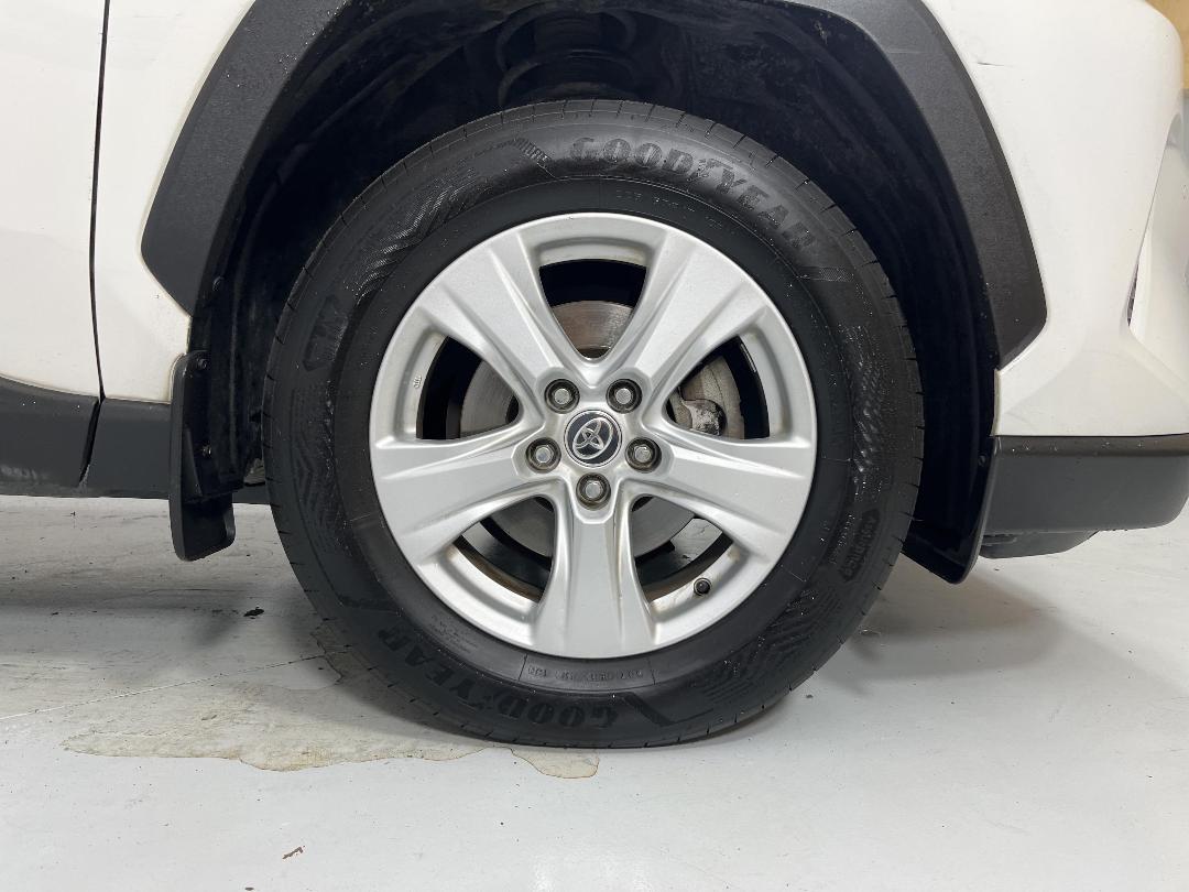 Photo '9' of Toyota Rav4