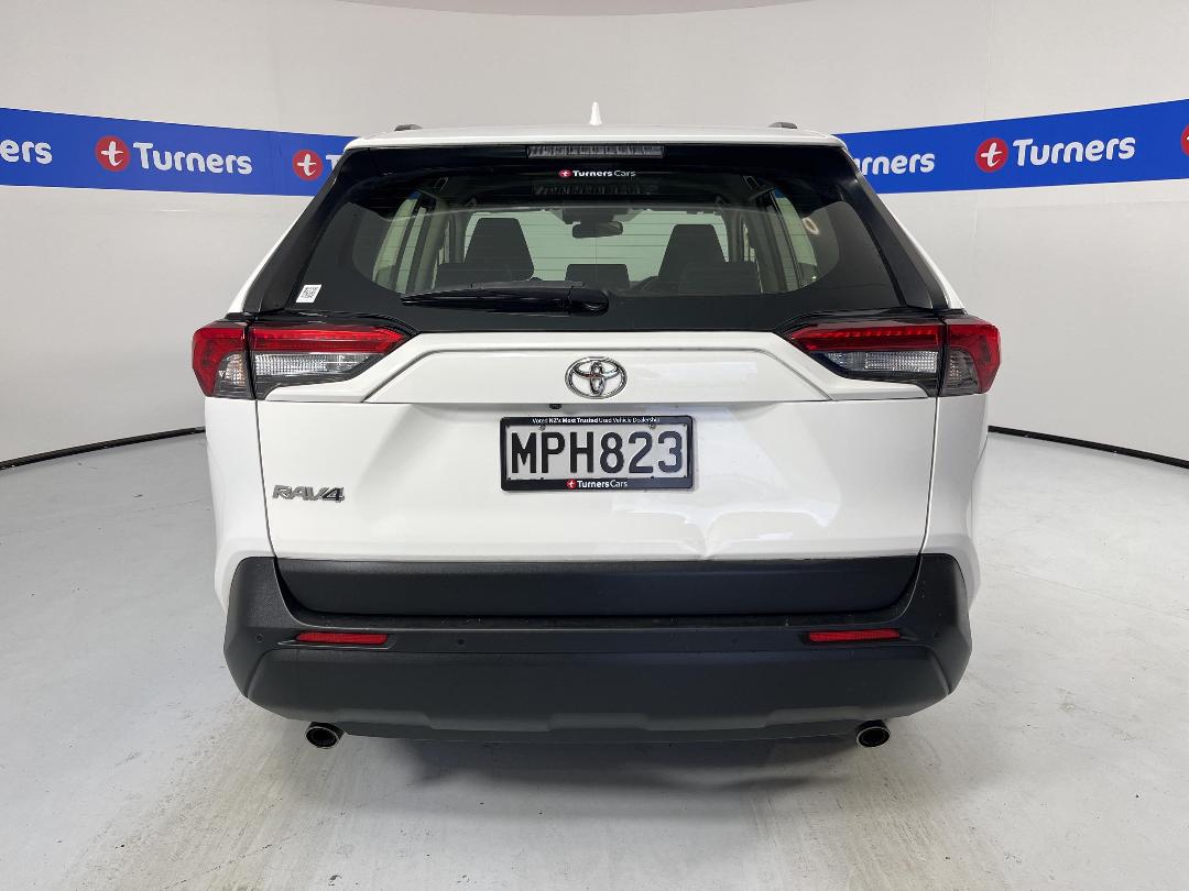 Photo '6' of Toyota Rav4