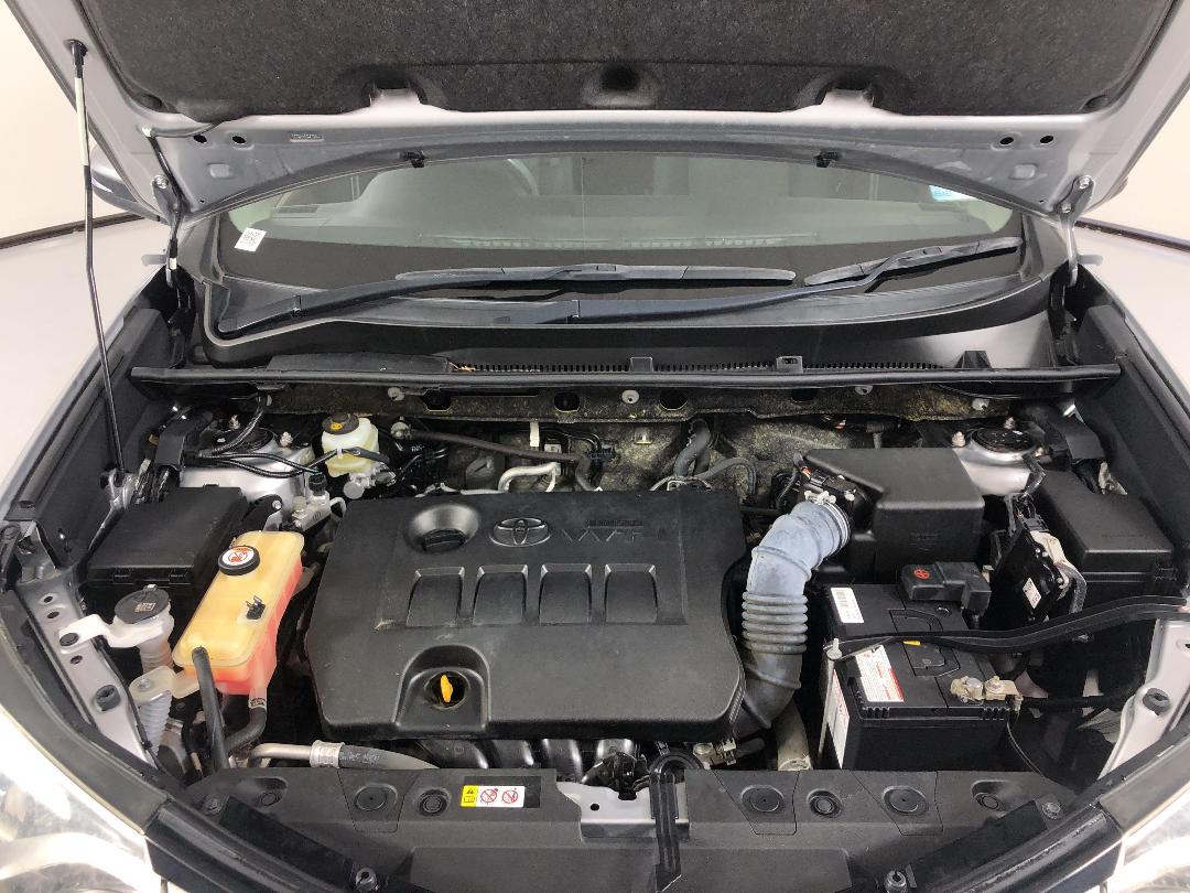 Photo '13' of Toyota Rav4