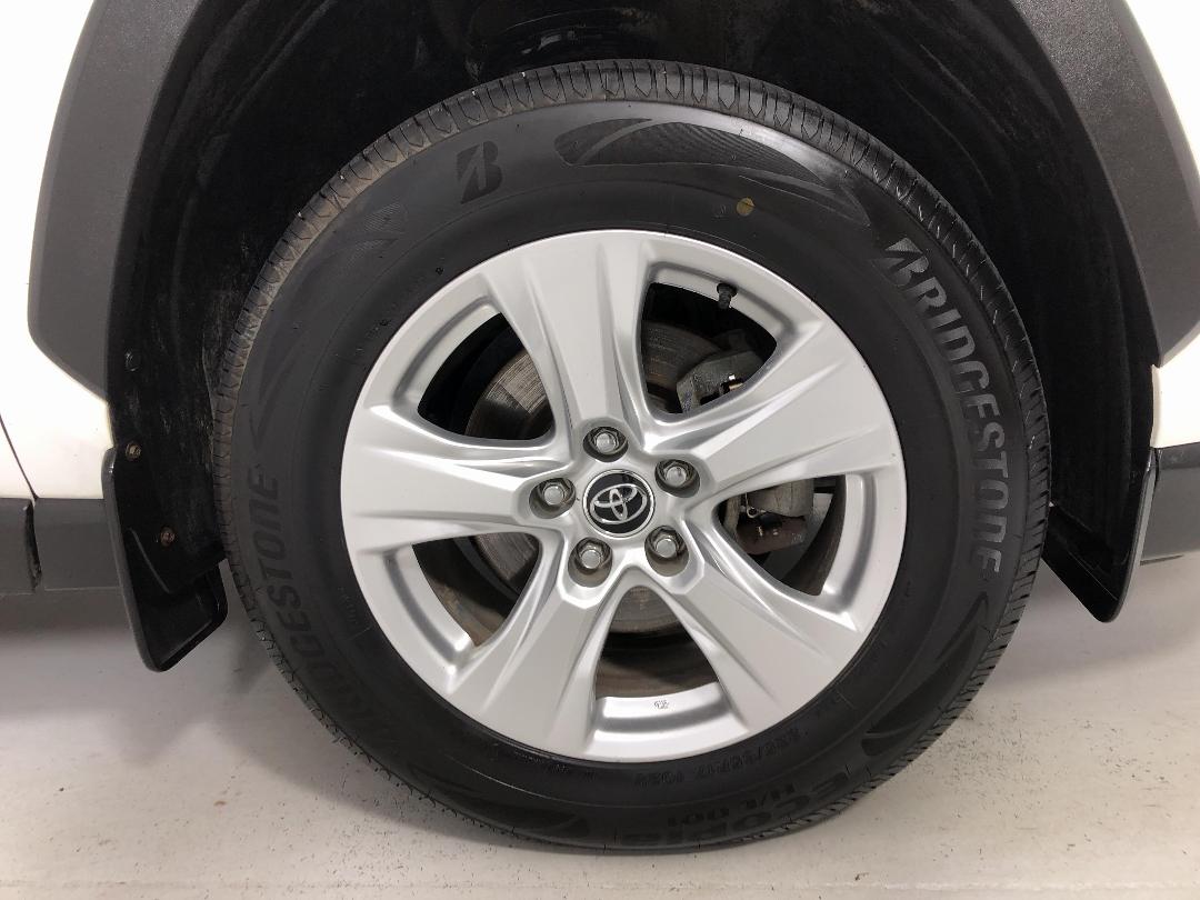 Photo '9' of Toyota Rav4 Photo '9' of Toyota Rav4