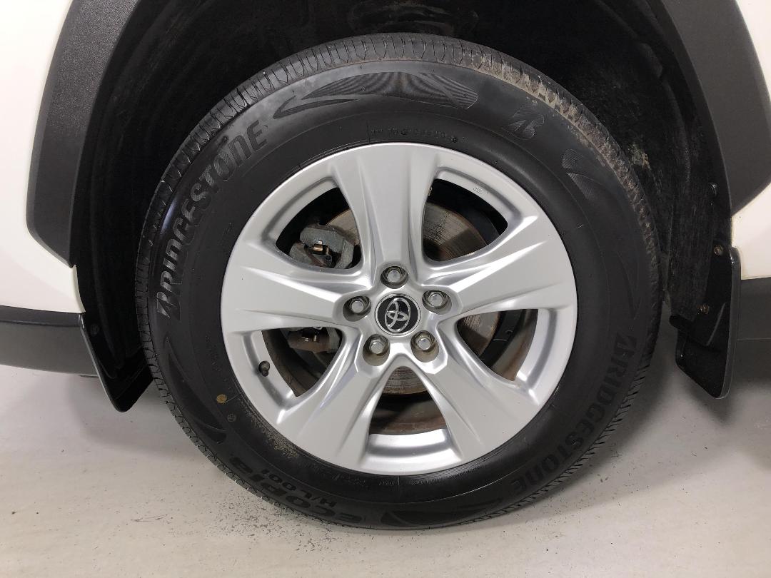 Photo '10' of Toyota Rav4 Photo '10' of Toyota Rav4